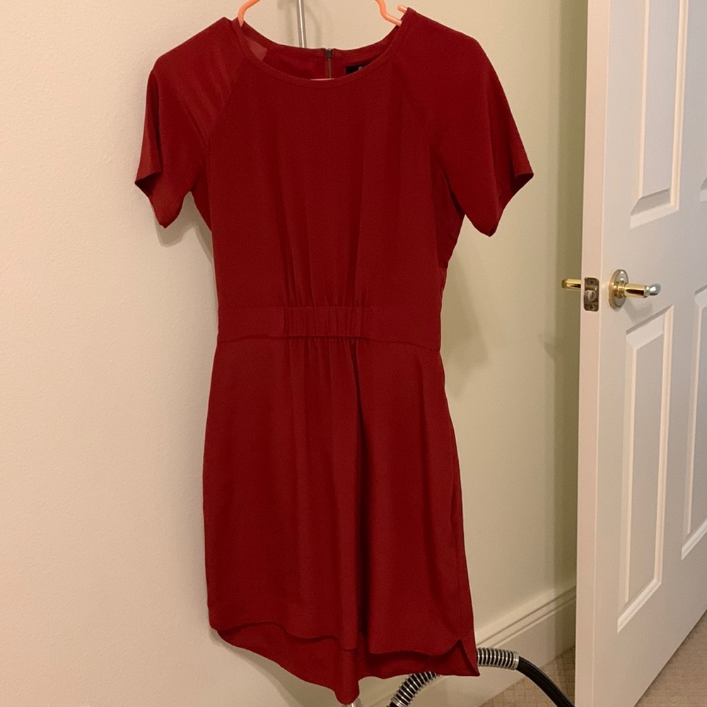 Madewell red silk dress. Short sleeved. Cinched elastic waist. Sz 0